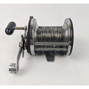 Penn Reels, Jigmaster 500. With Stainless metal spool. Vintage. U.S.A. made.